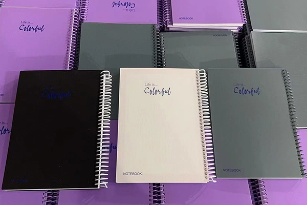 Máy tính xách tay cuộn xoắn ốc mới được ra mắt, mang lại trải nghiệm viết mới